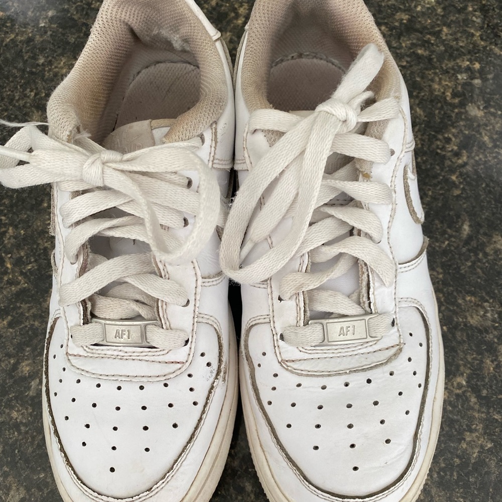 Nike AF 1’s kids size 4